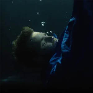 Disco Troubled Waters de Alex Warren