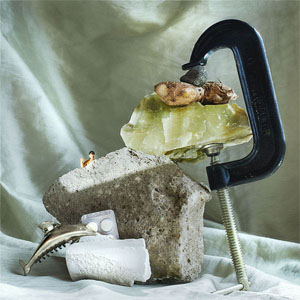 Disco Mal pra Saúde  de Clarice Falcão