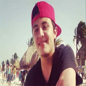 Disco Momentos  de Jhoser